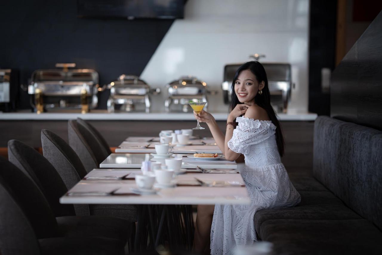 Draco Hotel & Suites Da Nang Bagian luar foto
