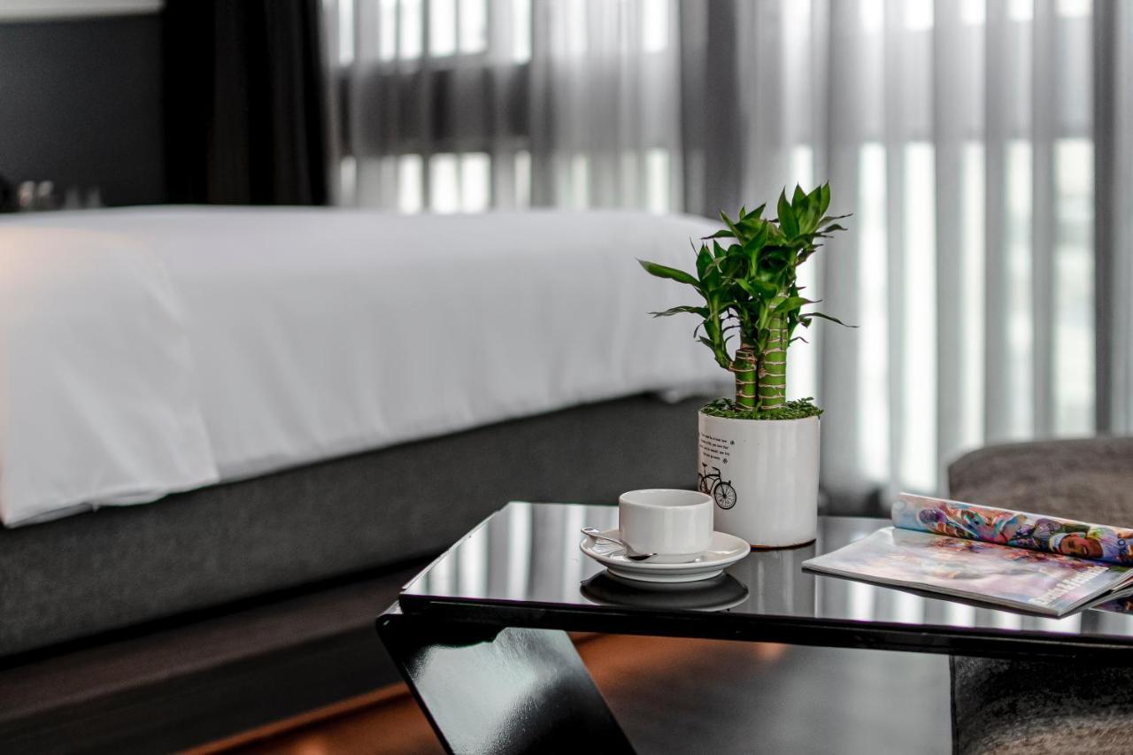 Draco Hotel & Suites Da Nang Bagian luar foto